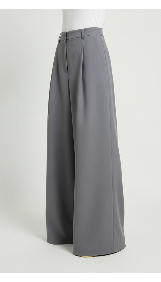 Pantalón ancho gris concreto minimalista